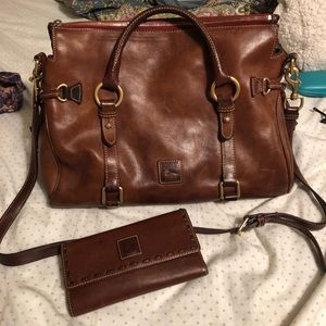 Dooney & Bourke oversized purse & matching wallet!